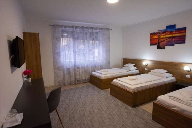 Отель Carnival City Hotel Oradea Орадя-22